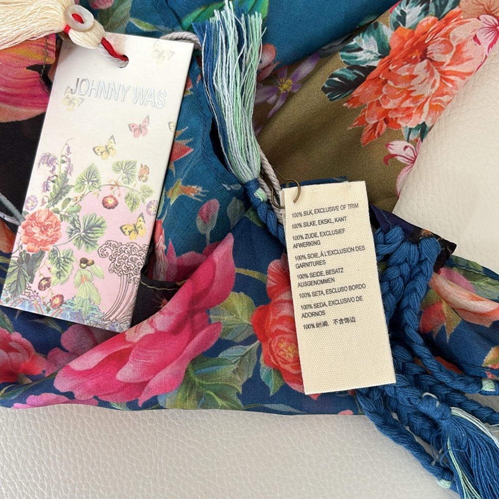 JOHNNY WAS NEUTRA SCARF 💯 SILK Vibrant Floral scarf. Brand New, Summer Must Have - Picture 16 of 17